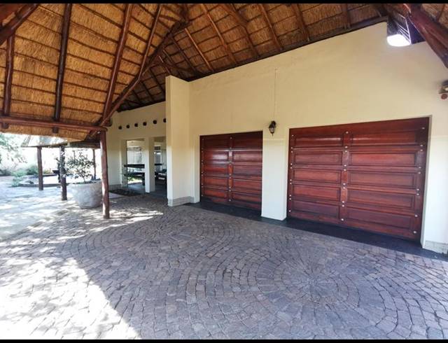 5 BEDROOM HOUSE FOR SALE IN GOLF PARK